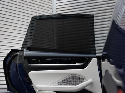 2025 Porsche Macan 4S Electric