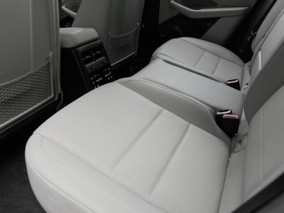 2025 Porsche Macan 4S Electric