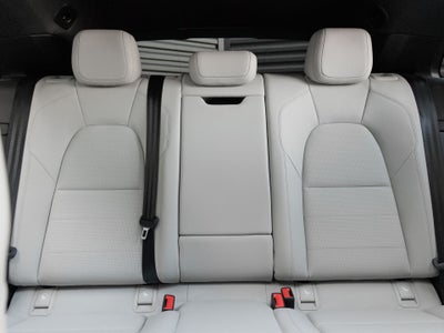 2025 Porsche Macan 4S Electric
