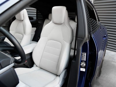 2025 Porsche Macan 4S Electric