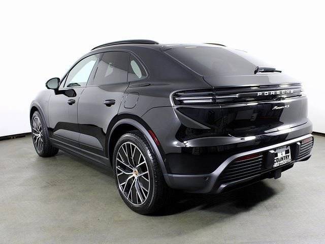 2025 Porsche Macan Macan 4S Electric