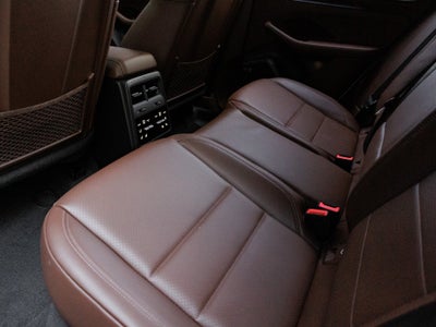 2025 Porsche Macan Macan 4S Electric