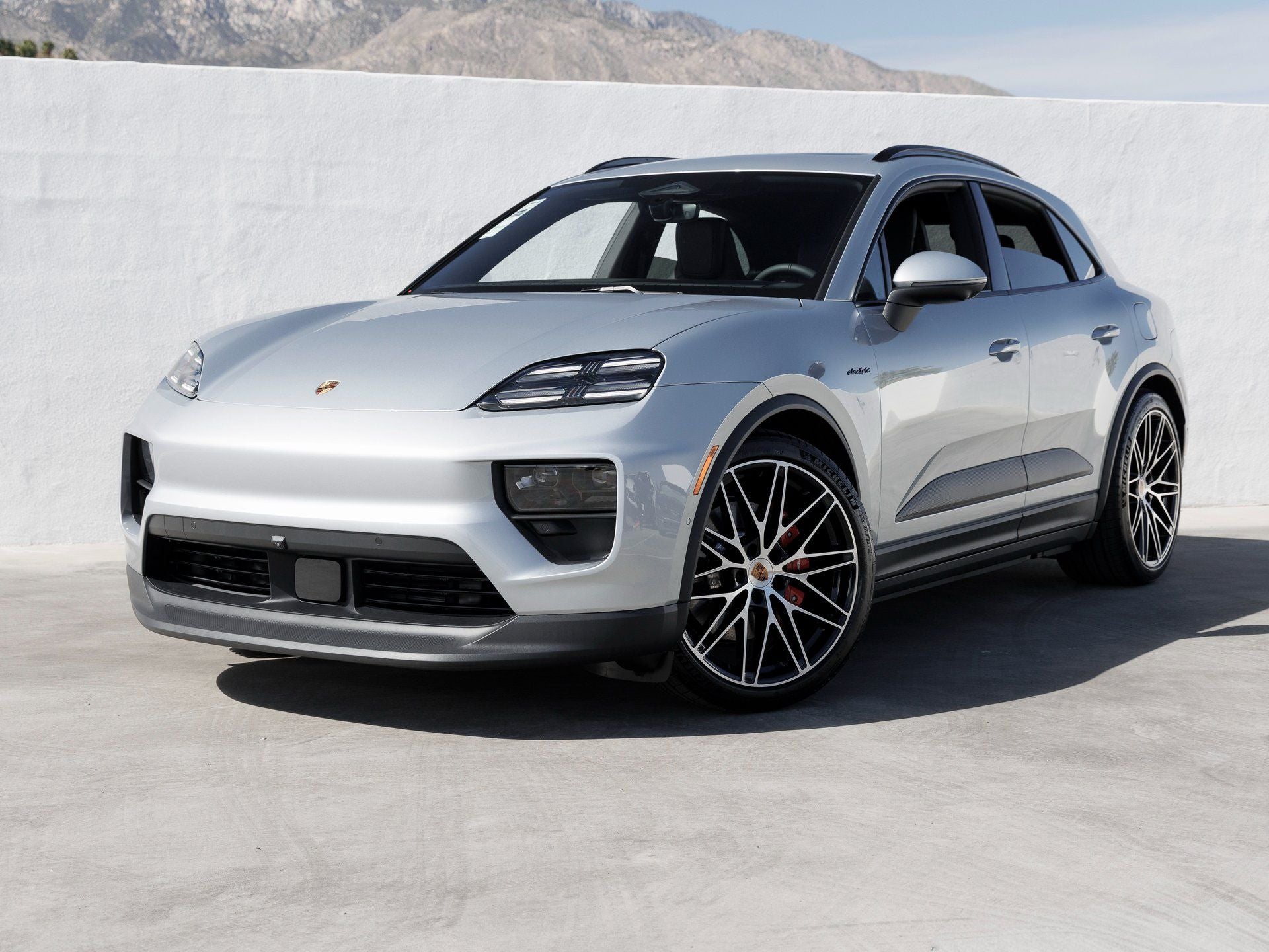 2026 Porsche Macan Macan 4S Electric