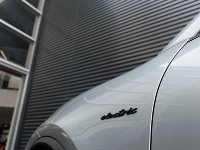 2026 Porsche Macan Macan 4S Electric