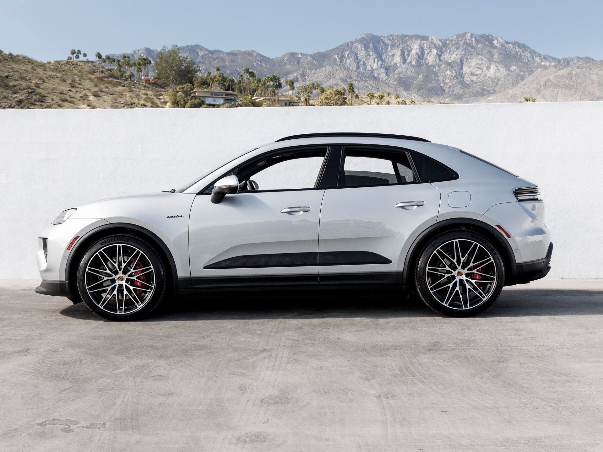 2026 Porsche Macan Macan 4S Electric