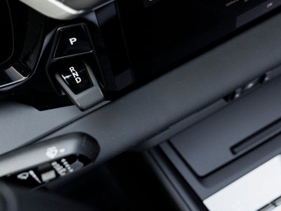 2026 Porsche Macan Macan 4S Electric