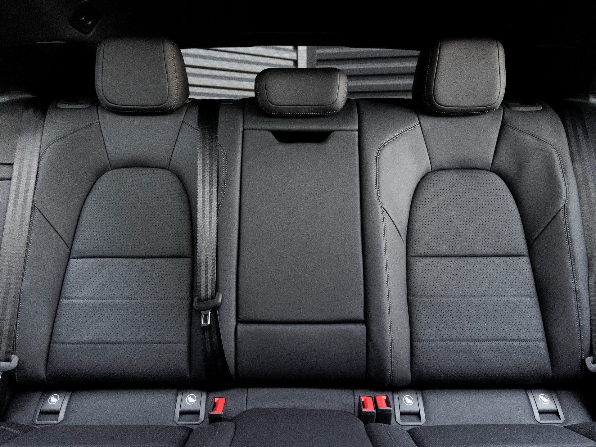 2026 Porsche Macan Macan 4S Electric