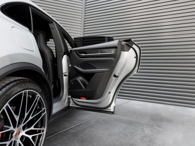 2026 Porsche Macan Macan 4S Electric