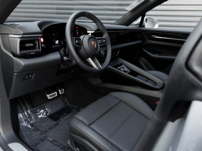 2026 Porsche Macan Macan 4S Electric