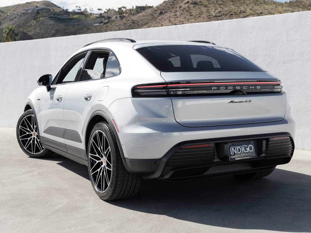 2026 Porsche Macan Macan 4S Electric