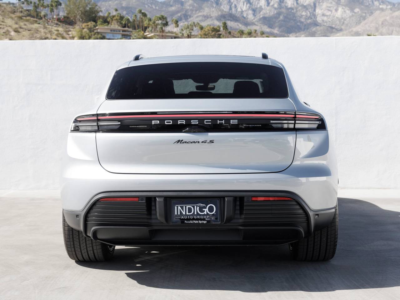 2026 Porsche Macan Macan 4S Electric