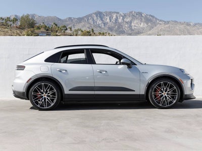 2026 Porsche Macan Macan 4S Electric