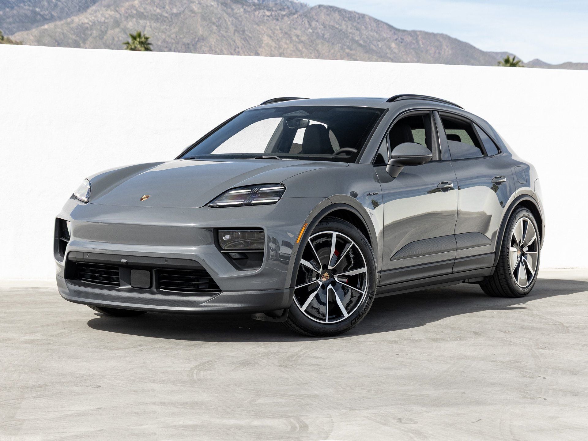 2026 Porsche Macan Macan 4S Electric