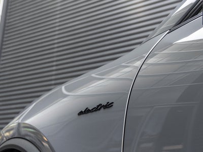 2026 Porsche Macan Macan 4S Electric