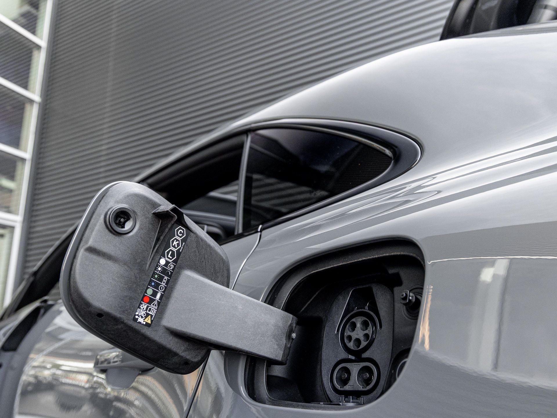 2026 Porsche Macan Macan 4S Electric