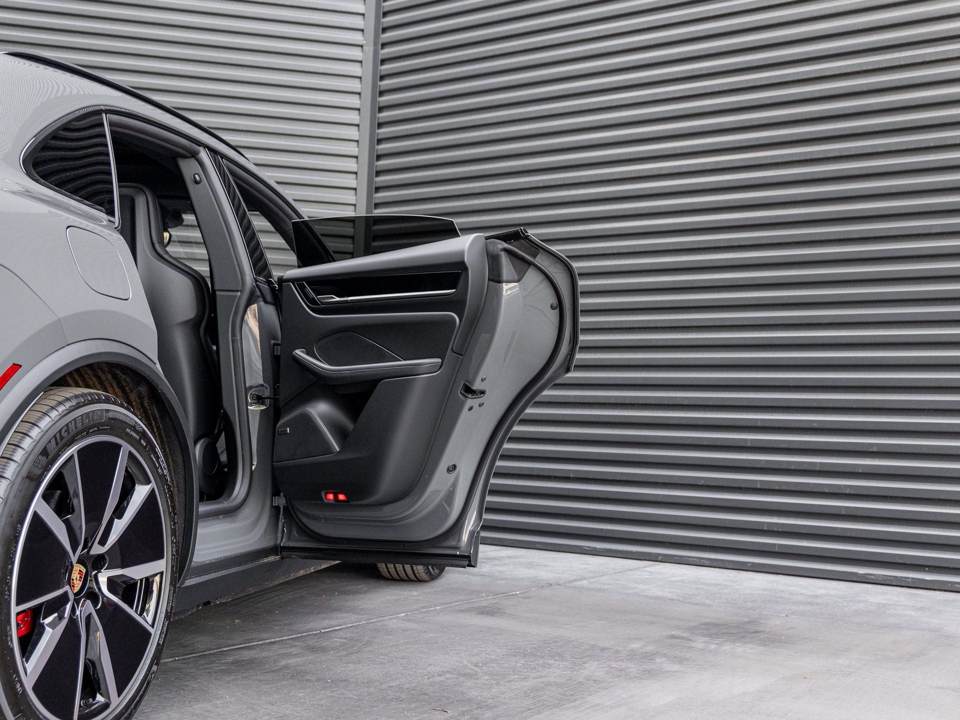 2026 Porsche Macan Macan 4S Electric