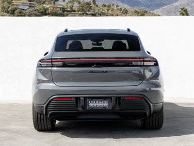 2026 Porsche Macan Macan 4S Electric