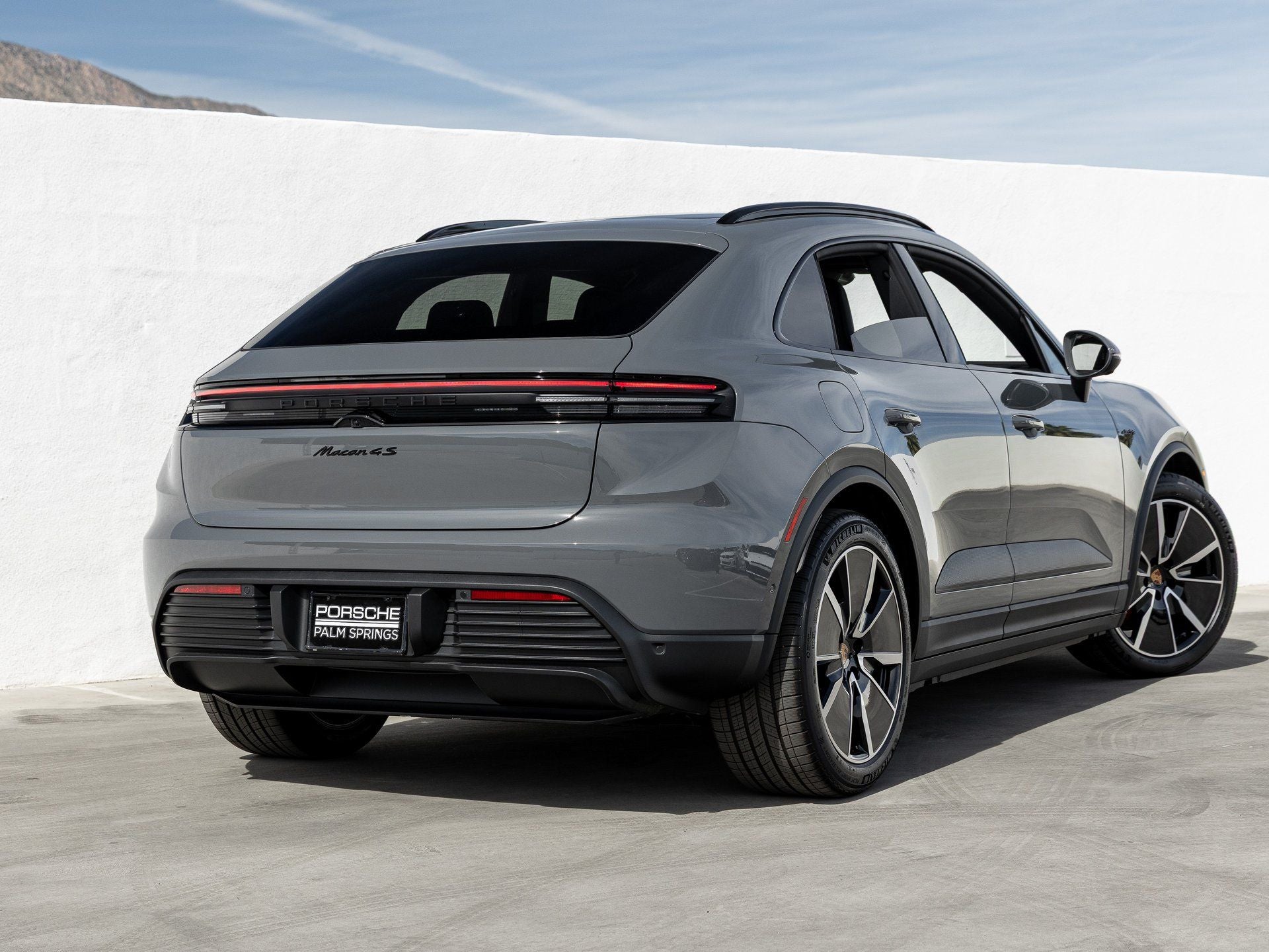 2026 Porsche Macan Macan 4S Electric