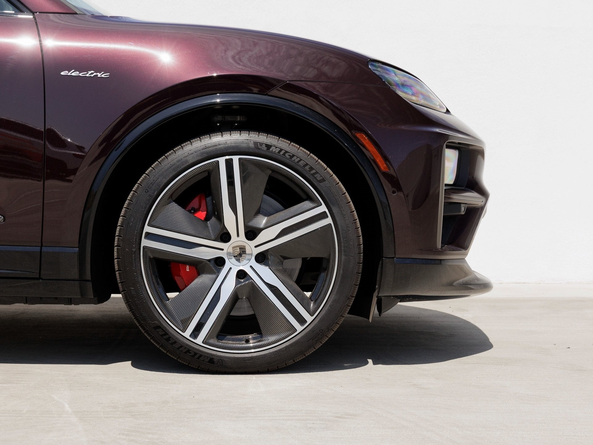 2024 Porsche Macan Macan Turbo Electric