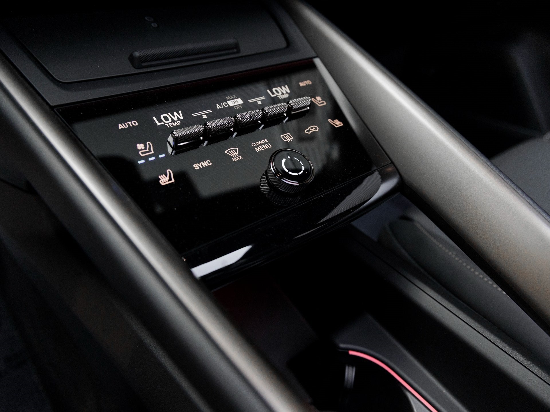 2024 Porsche Macan Macan Turbo Electric