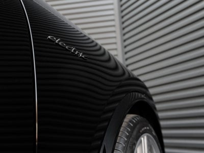 2025 Porsche Macan Macan Turbo Electric