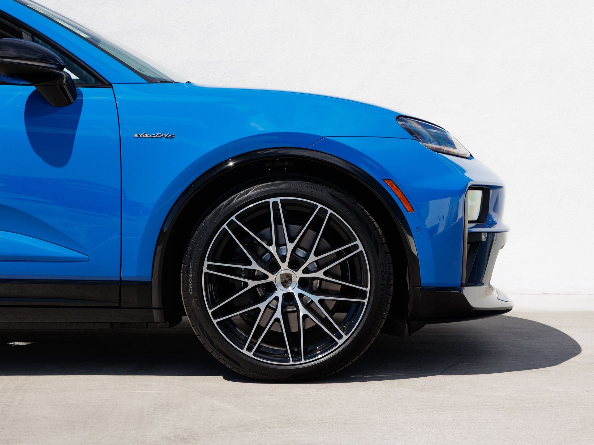 2026 Porsche Macan Macan Turbo Electric