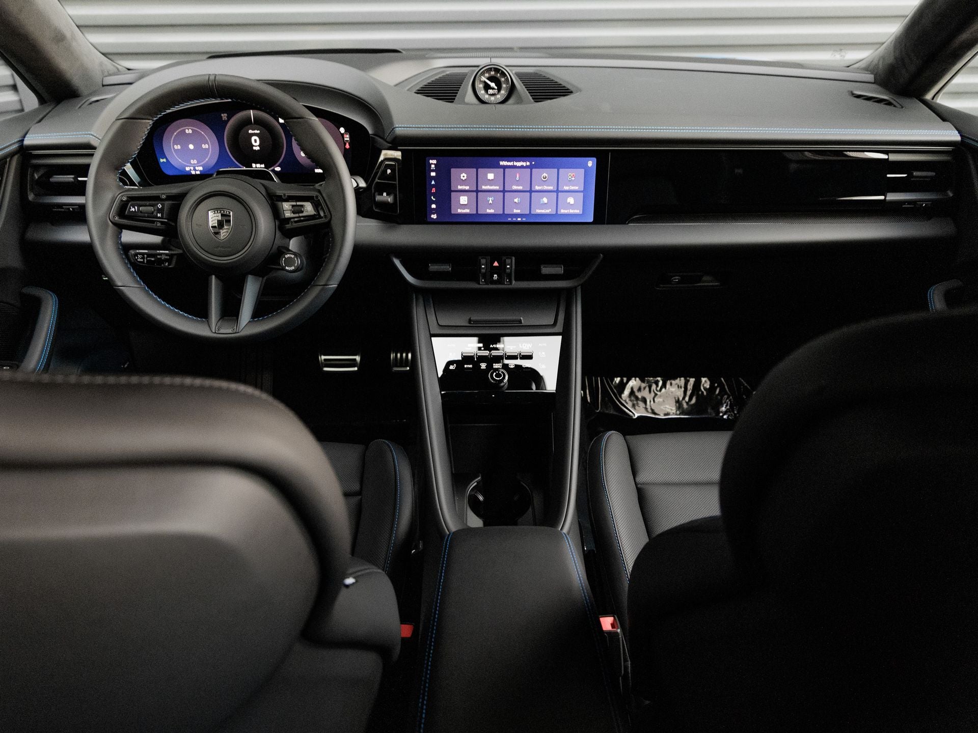 2026 Porsche Macan Macan Turbo Electric
