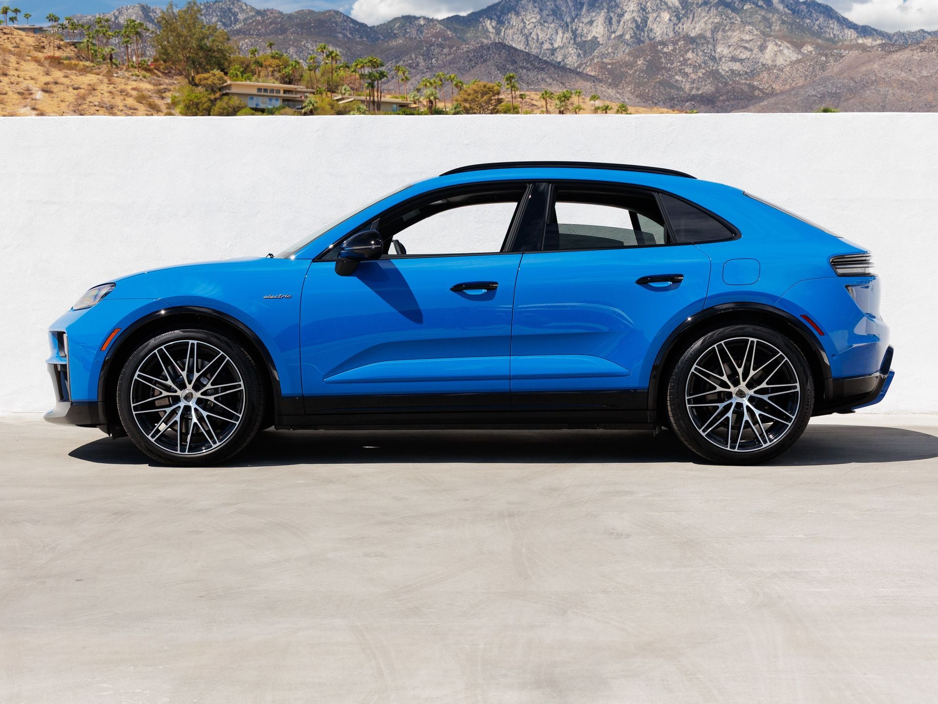 2026 Porsche Macan Macan Turbo Electric