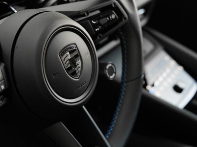 2026 Porsche Macan Macan Turbo Electric