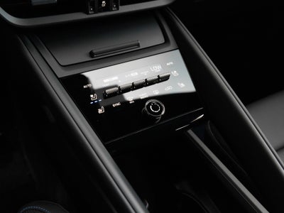 2026 Porsche Macan Macan Turbo Electric