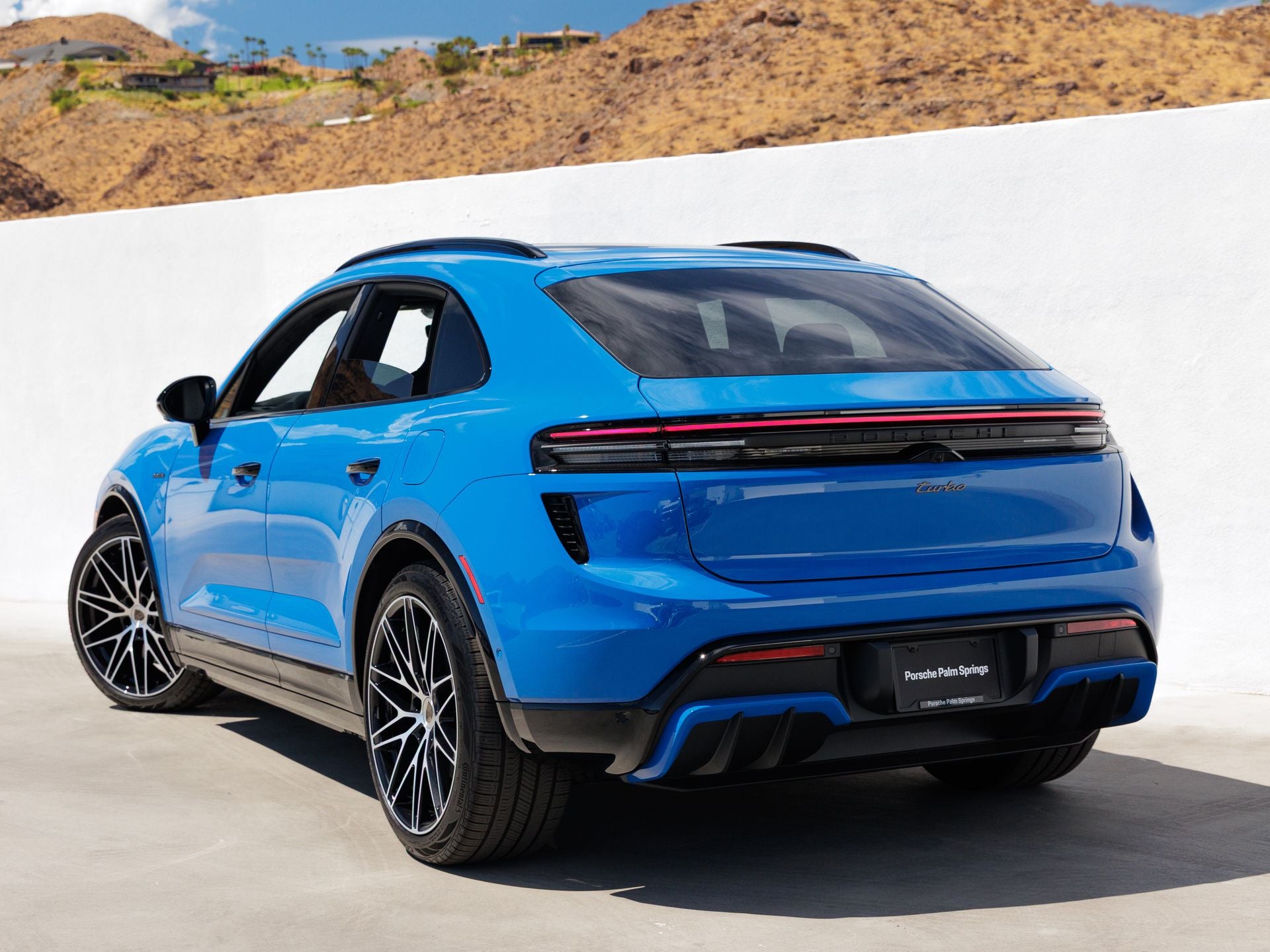 2026 Porsche Macan Macan Turbo Electric