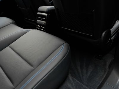 2026 Porsche Macan Macan Turbo Electric