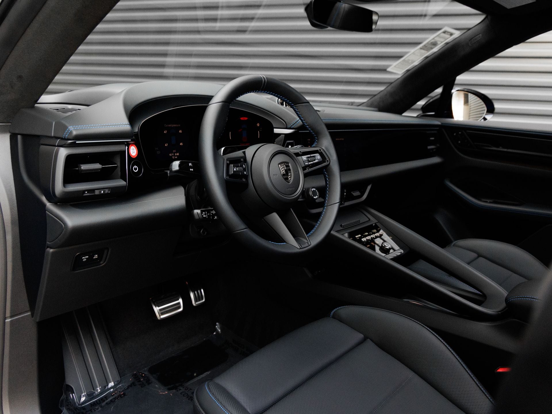 2026 Porsche Macan Macan Turbo Electric