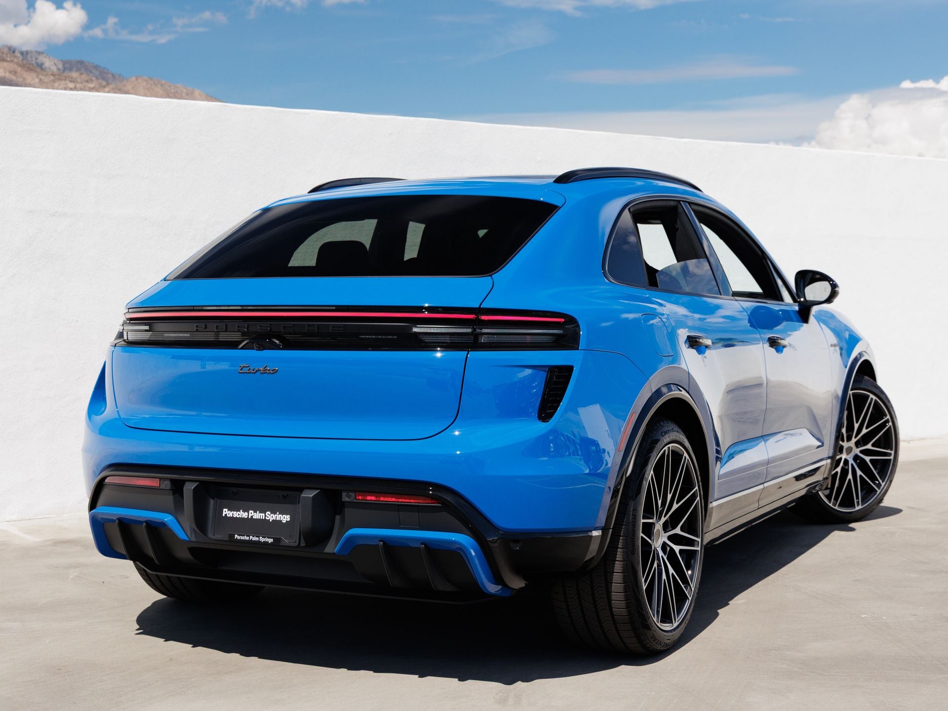 2026 Porsche Macan Macan Turbo Electric