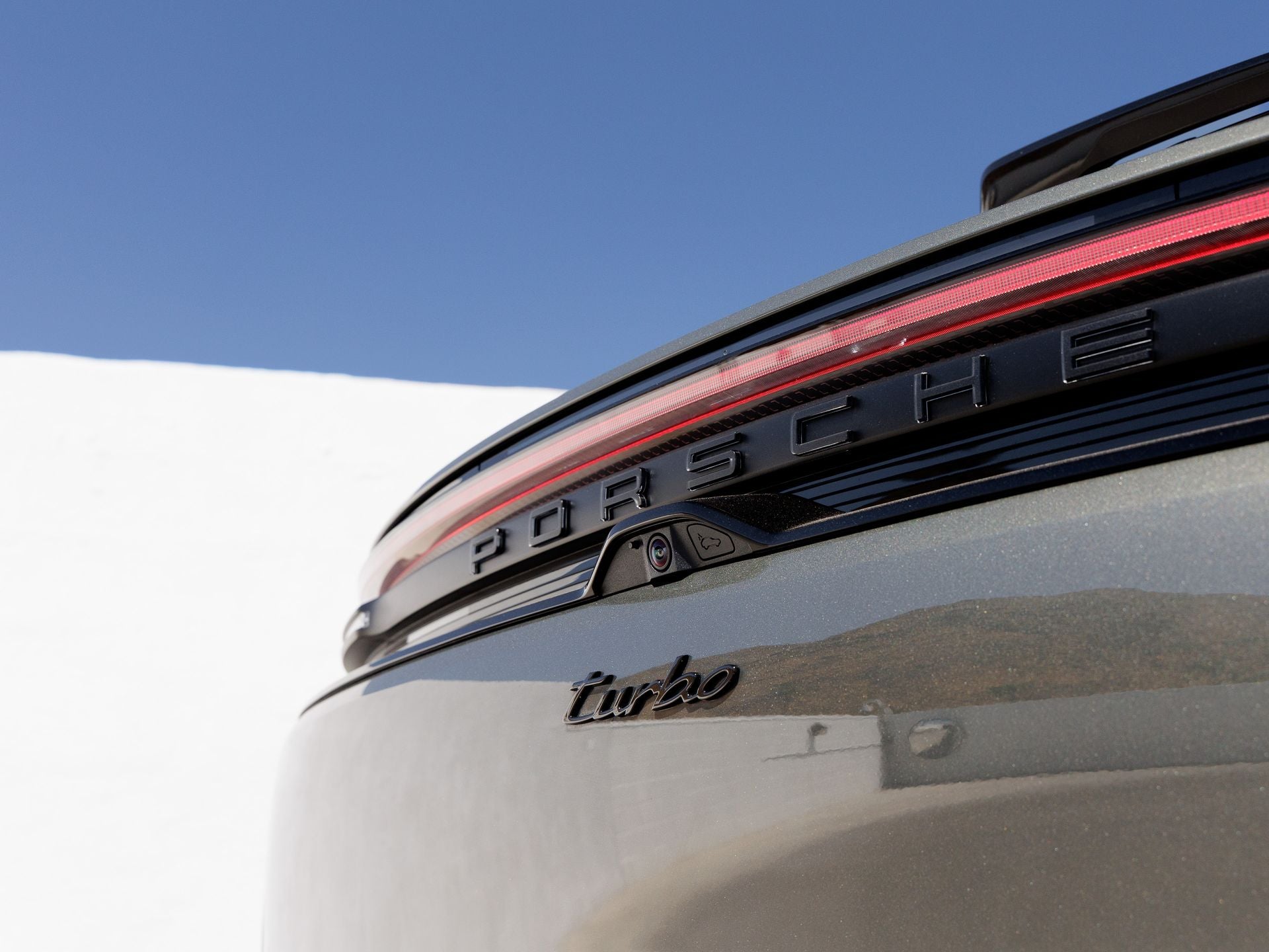 2026 Porsche Macan Macan Turbo Electric