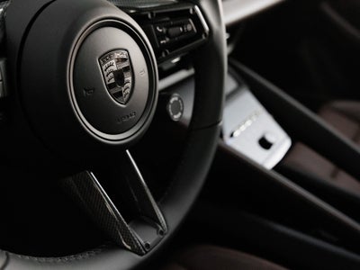 2026 Porsche Macan Macan Turbo Electric