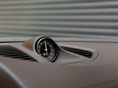2026 Porsche Macan Macan Turbo Electric