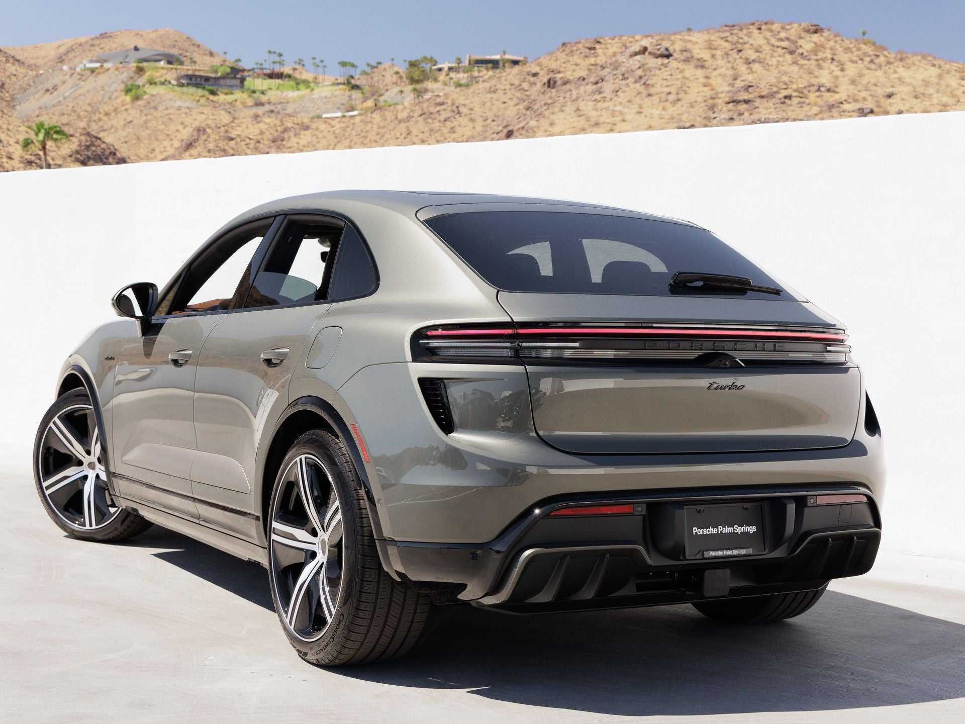 2026 Porsche Macan Macan Turbo Electric