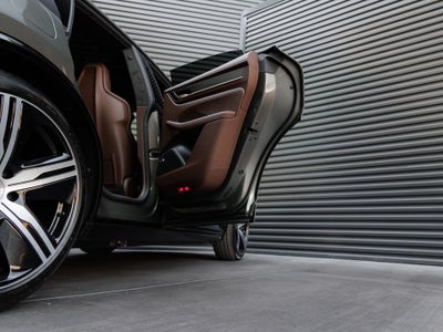 2026 Porsche Macan Macan Turbo Electric