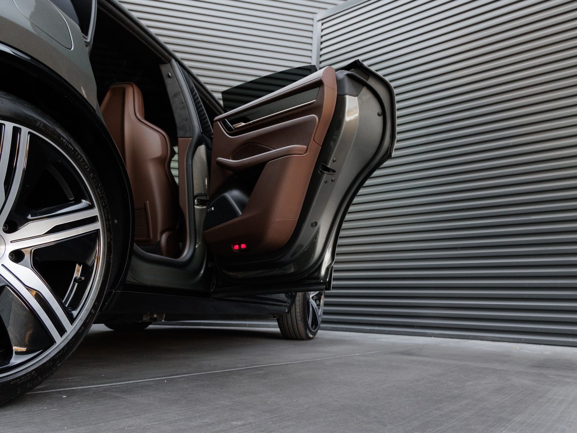 2026 Porsche Macan Macan Turbo Electric