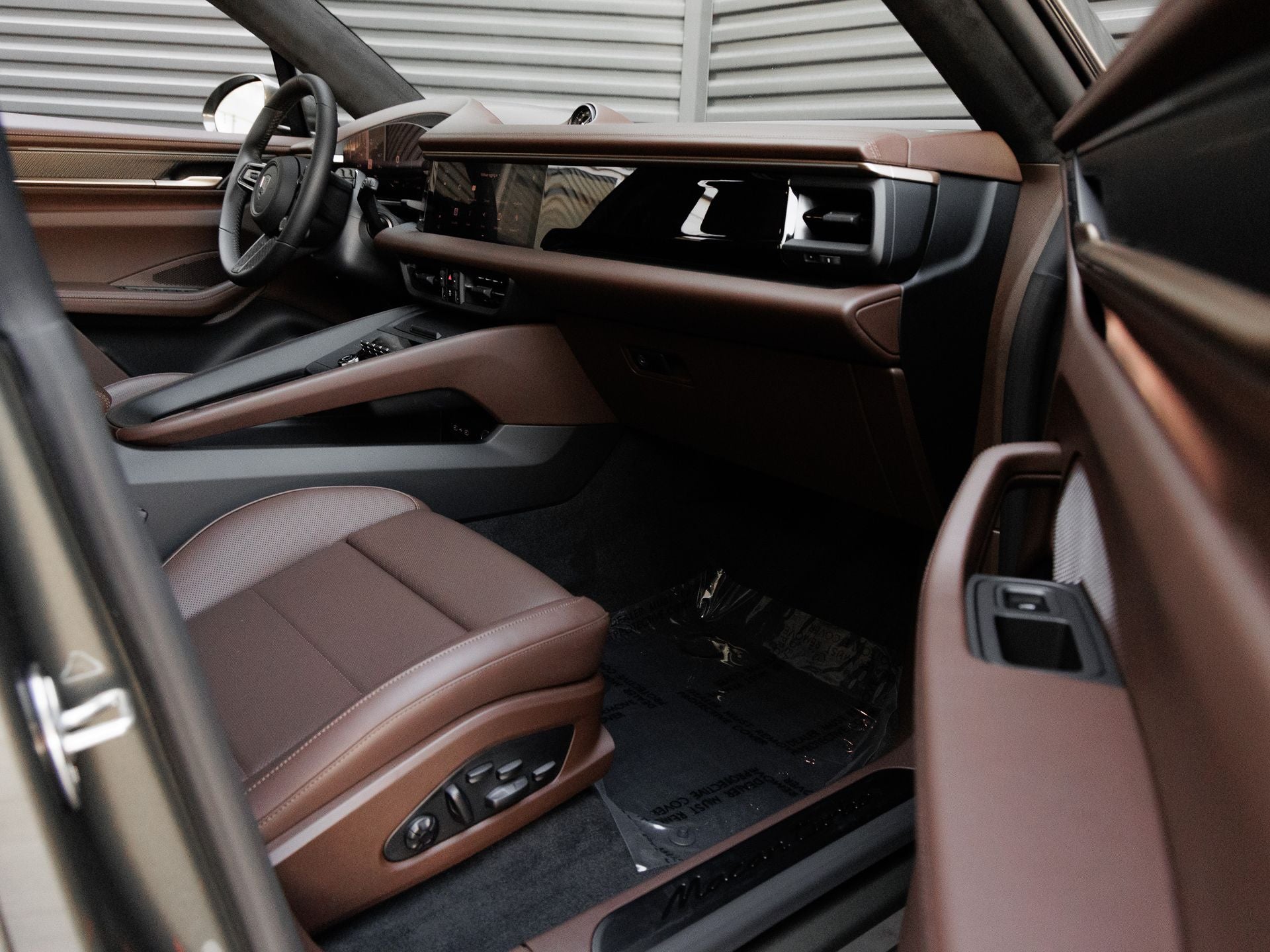 2026 Porsche Macan Macan Turbo Electric