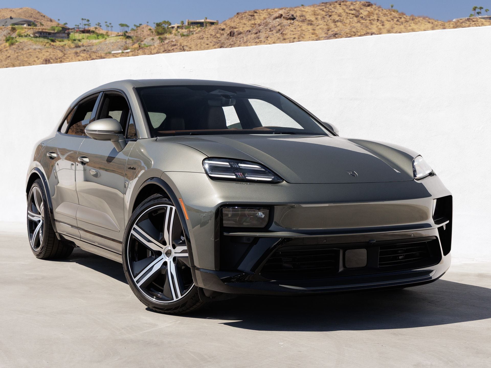 2026 Porsche Macan Macan Turbo Electric