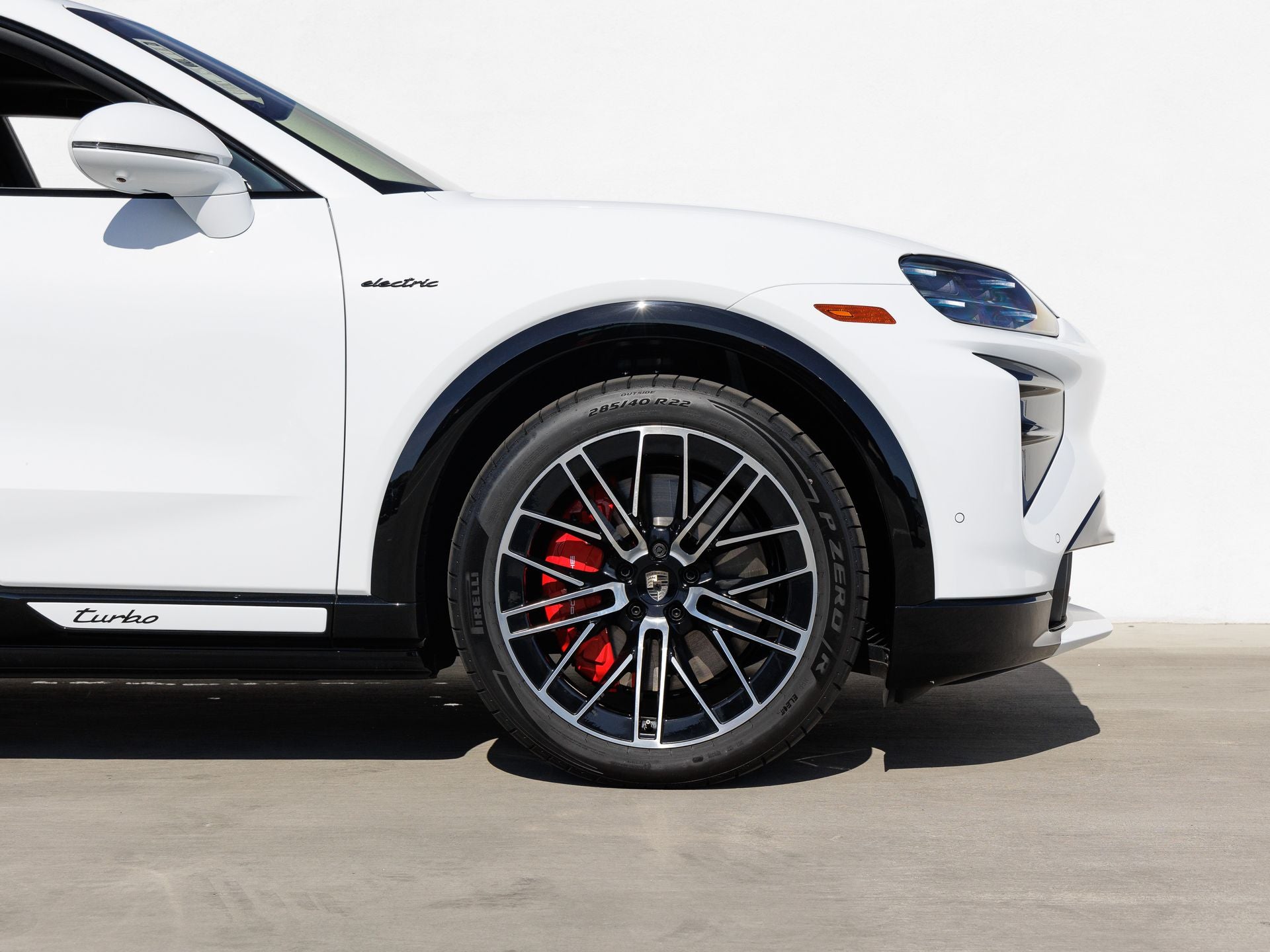 2026 Porsche Cayenne Cayenne Turbo Electric