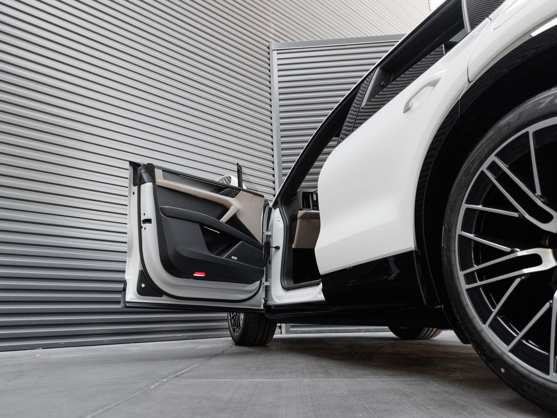 2026 Porsche Cayenne Cayenne Turbo Electric