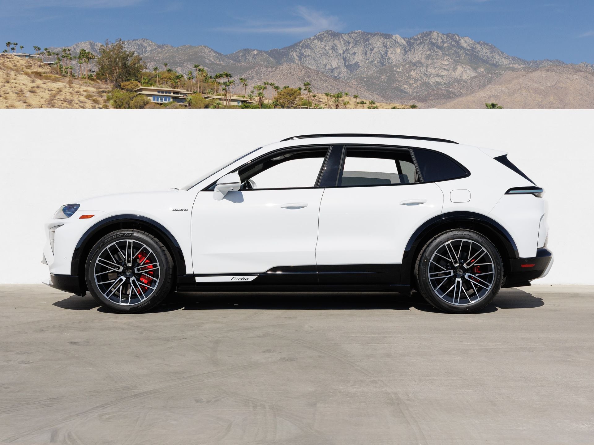 2026 Porsche Cayenne Cayenne Turbo Electric