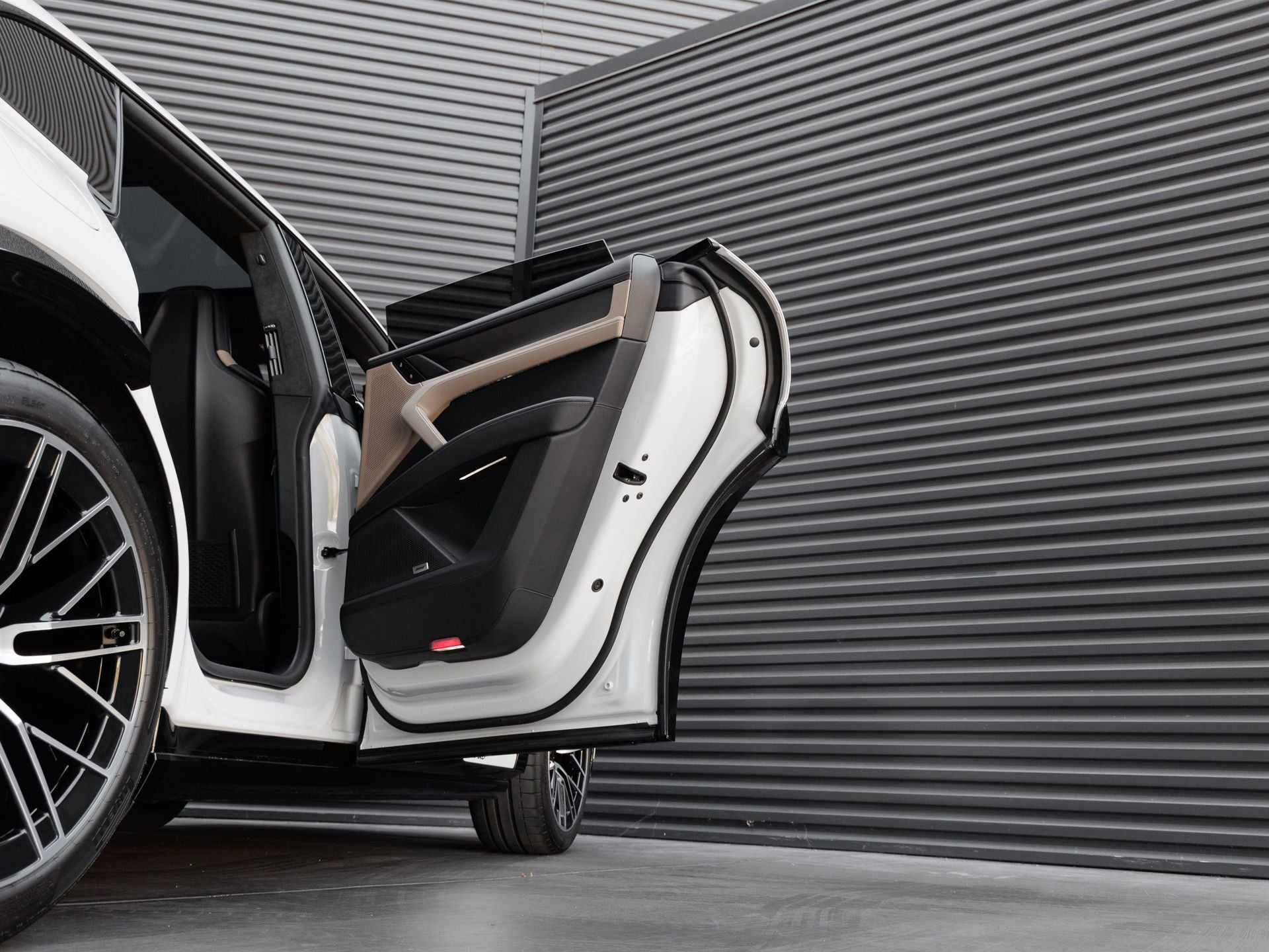 2026 Porsche Cayenne Cayenne Turbo Electric