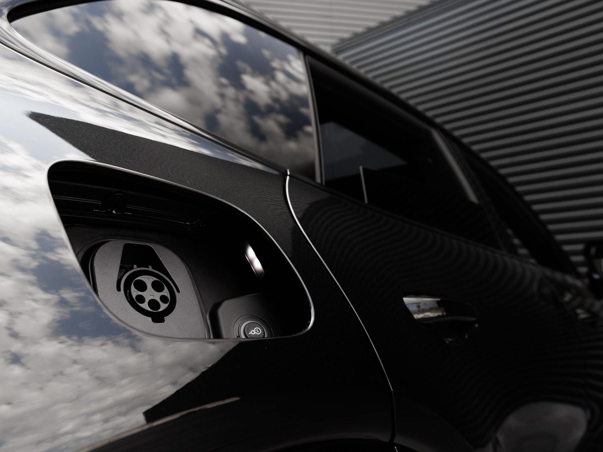 2026 Porsche Cayenne Cayenne Turbo Electric