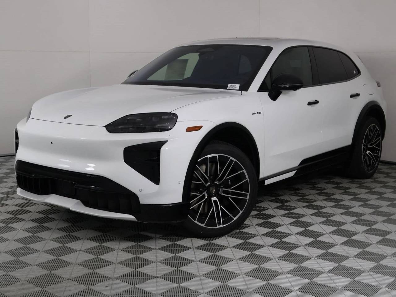 2026 Porsche Cayenne Cayenne Turbo Electric