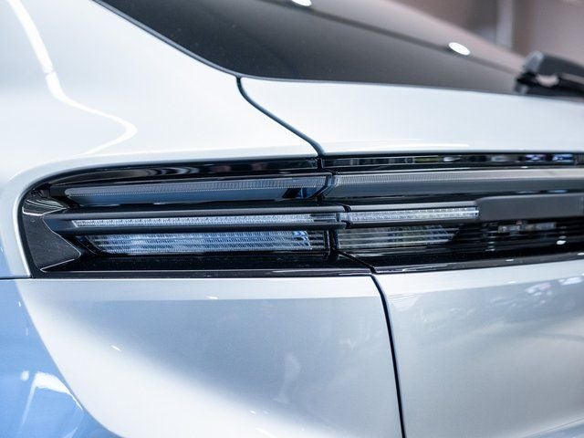 2025 Porsche Macan Electric Base