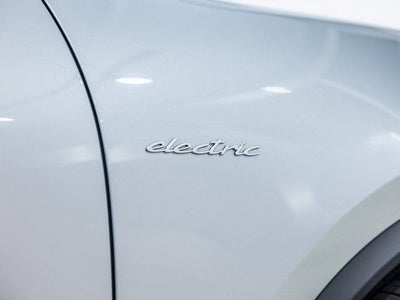 2025 Porsche Macan Electric Base
